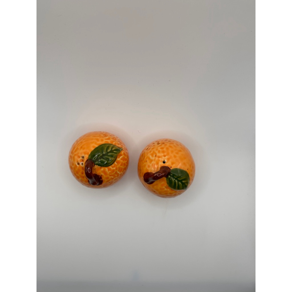 Vintage Tangerine Salt and Pepper Shakers – Glossy Citrus Ceramic - Picture 3 of 5